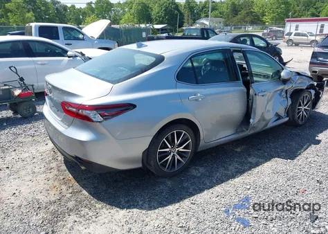 2024 Toyota Camry Xle z USA, uszkodzony, nr VIN 4T1F11BK8RU127477